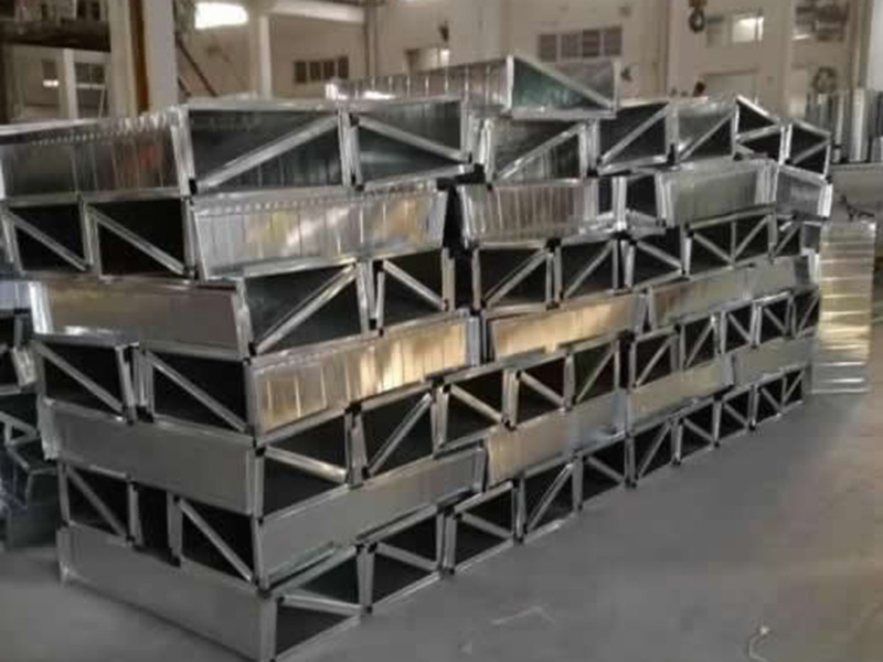 寧波風(fēng)管廠(chǎng)：不銹鋼焊接風(fēng)管的布置要求